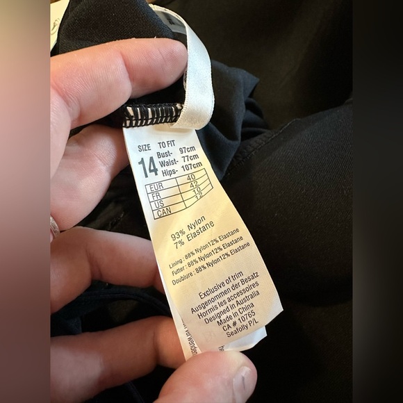 NWT Seafolly Women's Petal Edge Sweetheart One Piece Swimsuit black size US 10 - Picture 8 of 8